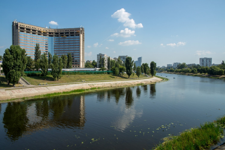 Сортування відходів, забіг із фарбами і…