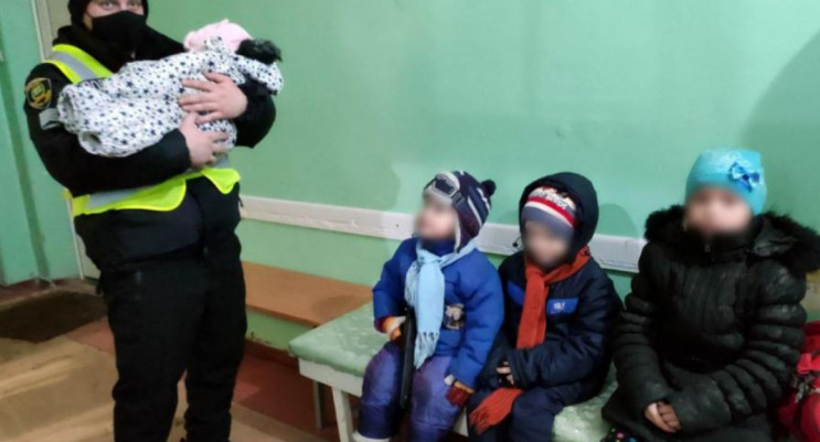 На Донеччині рятували чотирьох дітей: Ба…