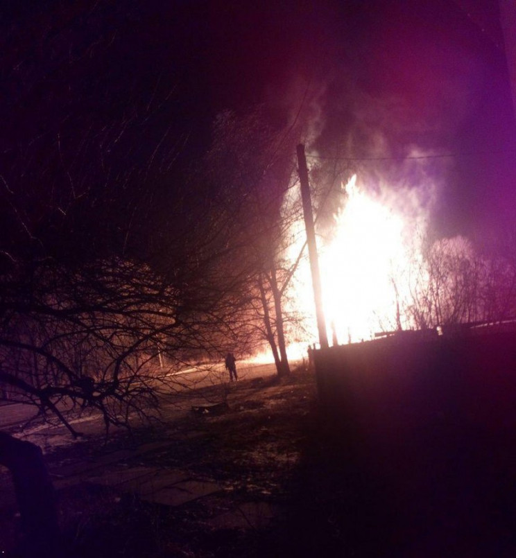 В Луганську рвонув газогін: Вогняний сто…