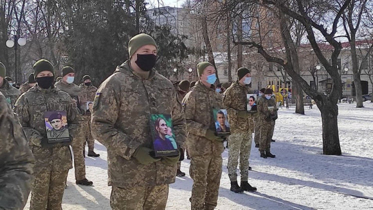 110 портретів героїв: Харків’яни вшанува…