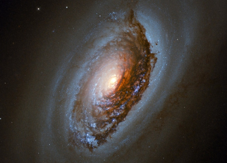 Телескоп Hubble показав "Око сатани" (ФО…