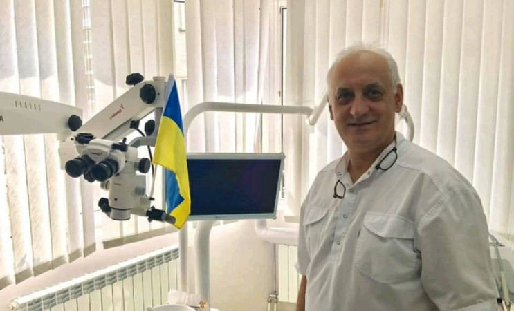 В Ужгороді помер відомий стоматолог Дмит…