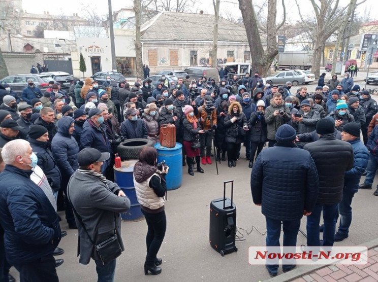 У Миколаєві фермери мітингують під подат…