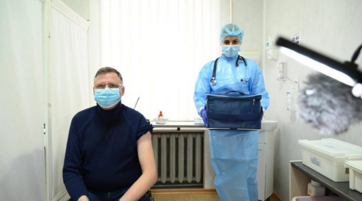 Первую прививку от коронавируса в Одессе…