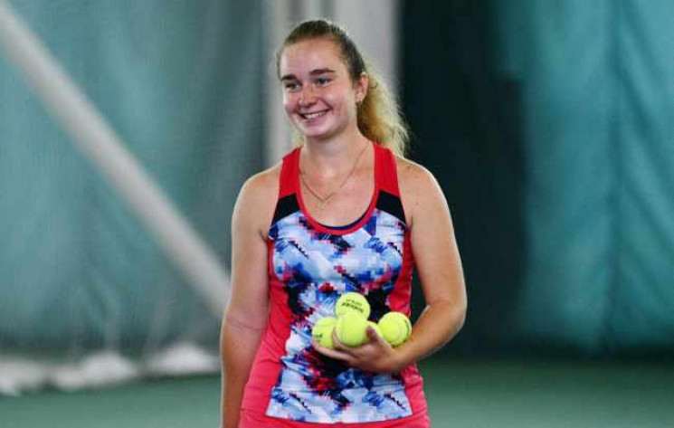 Українська тенісистка розгромила суперни…