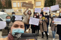 Стерненко поддержали активисты в Праге:…