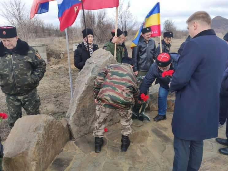 Як у "ЛНР" святкують річницю "русской ве…