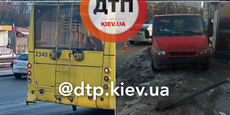 В Киеве бус врезался в троллейбус и выле…