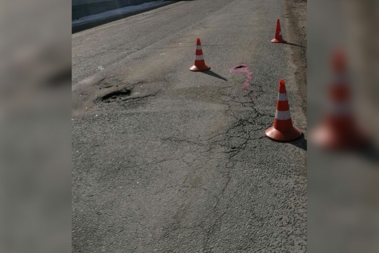 В Днепре пешеход головой пробил лобовое…