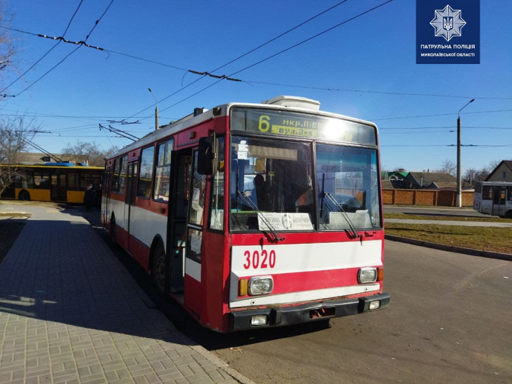 У Миколаєві затримали чоловіка, який поб…