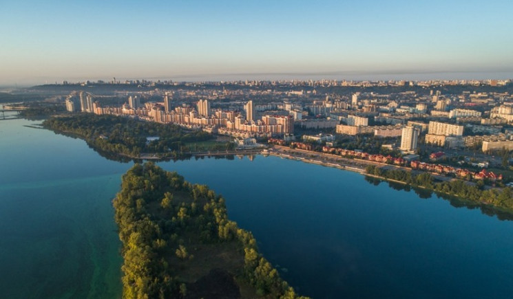 На Оболонський острів у Києві хочуть поб…