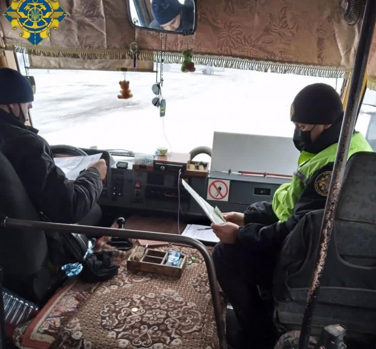 Майже пів сотні порушень у перевезеннях…