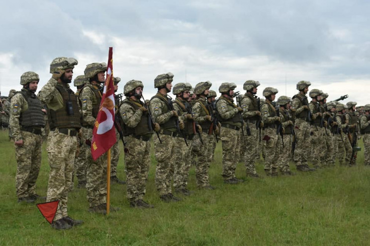 Днепропетровские десантники поехали на у…