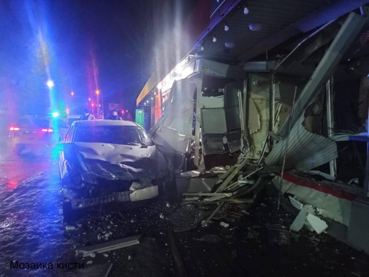 Правоохоронці знайшли водія, що в Хмельн…
