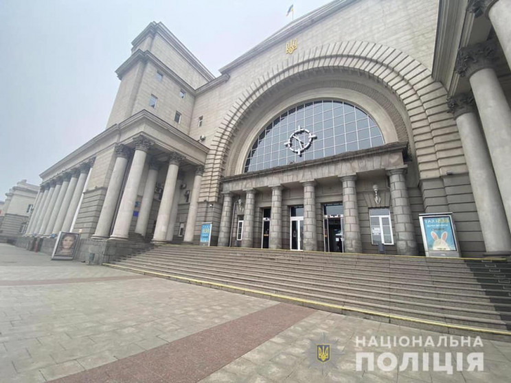 На железнодорожном вокзале Днепра ограби…