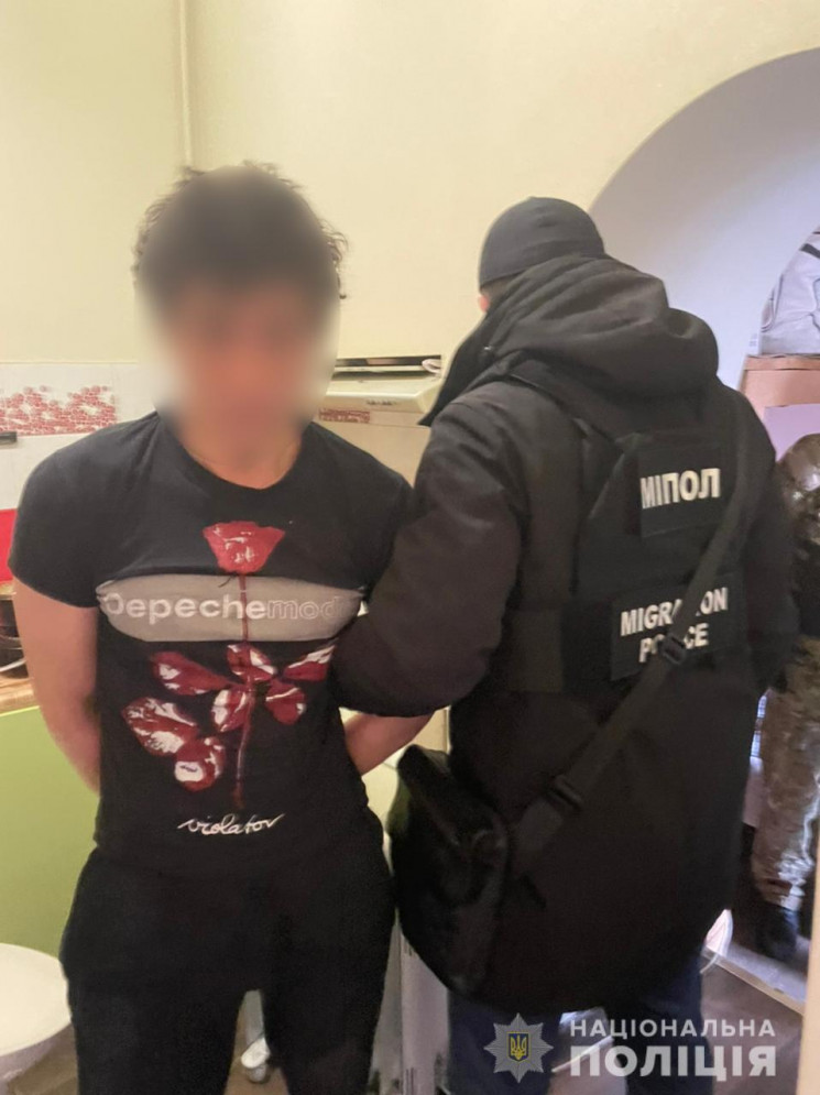 В Одесі поліцейські затримали кримінальн…