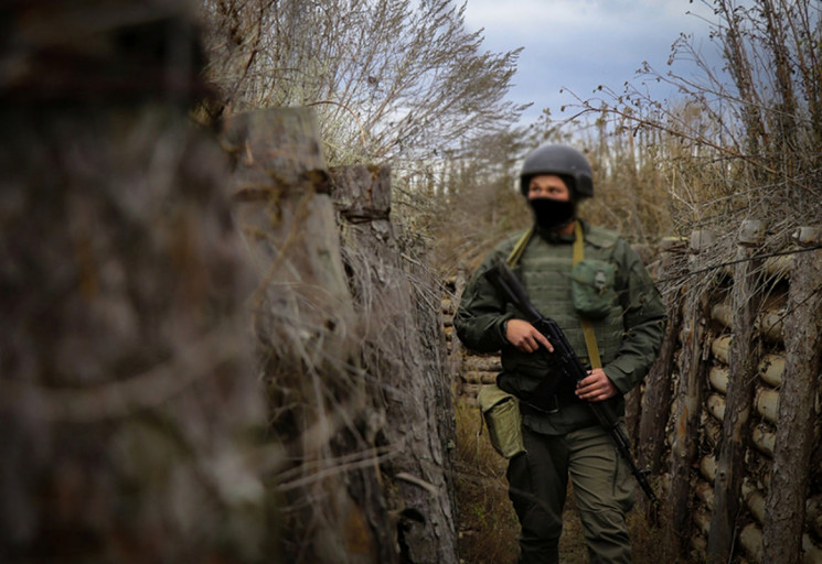 Обстріли на Донбасі не стихають, штаб ОО…