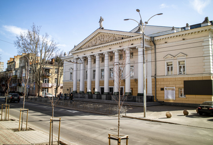 День театру: Як вінницькі актори грають…