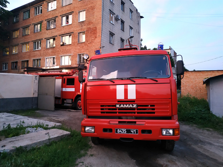 У Полтаві горіла багатоповерхівка на про…