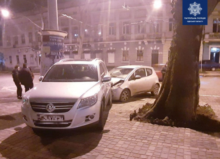 Після нічного ДТП в центрі Одеси в лікар…
