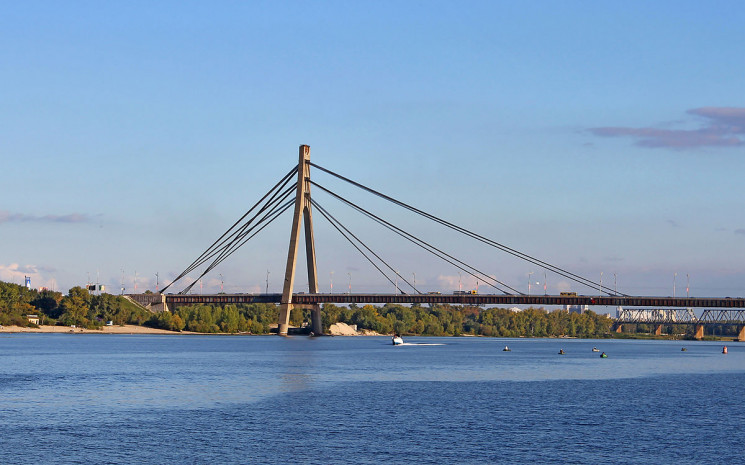 На столичном Северном мосту ремонт: Доех…