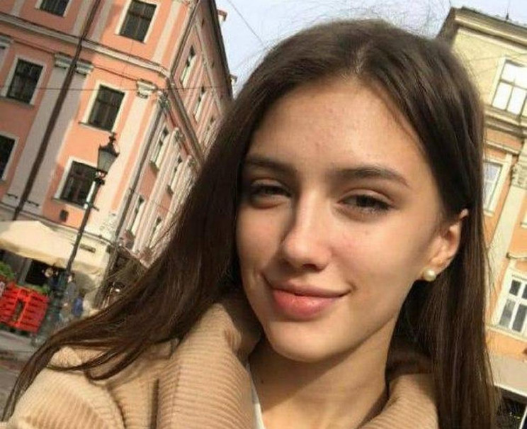 Во Львове нашли мертвую 18-летнюю девушк…