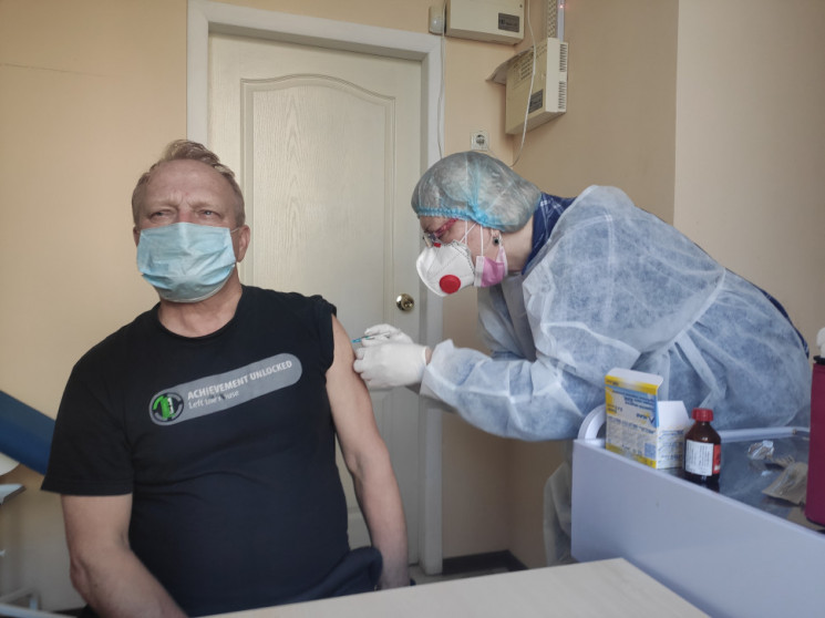 У місті на Харківщині почали вакцинувати…