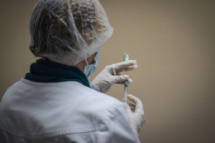 На Днепропетровщине вакцинироваться от к…
