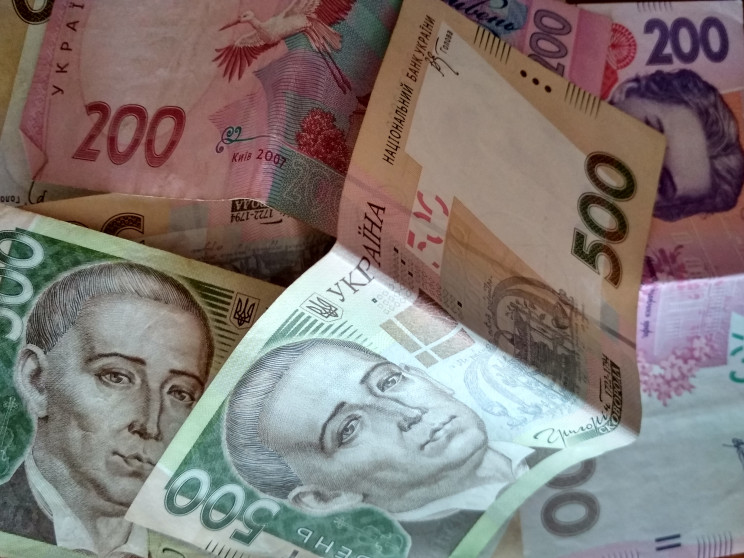 Середня зарплата на Кропивниччині станов…