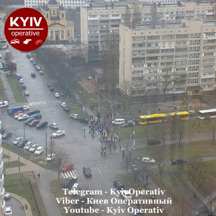 У Києві мітингувальники перекрили дорогу…