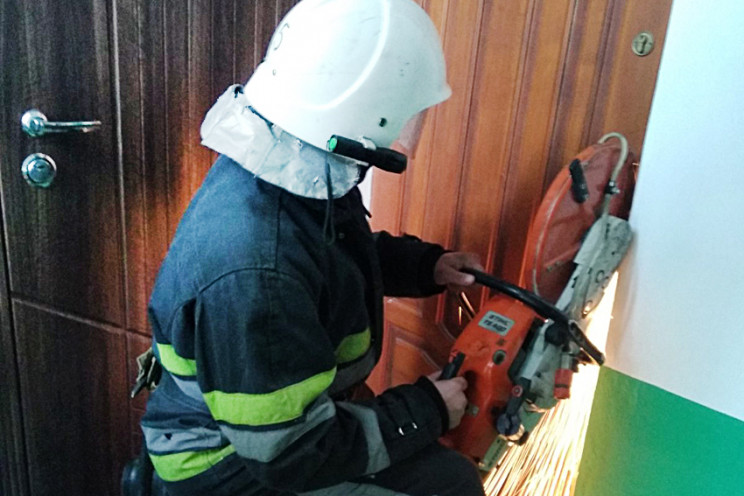 У Кам'янці рятувальники відчинили кварти…