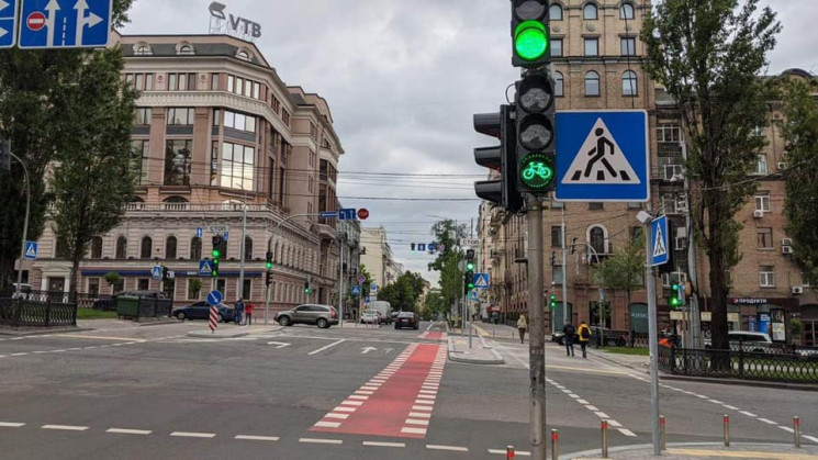 Вулиці Києва планують облаштувати велосв…