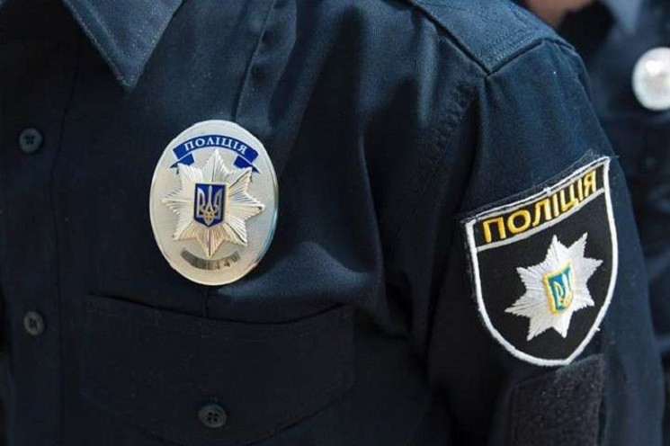 На Дніпропетровщині затримали поліцейськ…