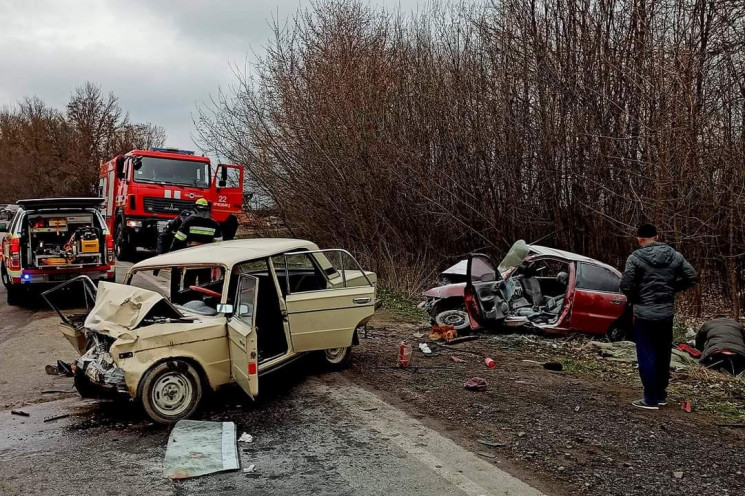 Дві смерті і травмований: Наслідки зіткн…