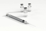 Щеплення китайською вакциною: Скільки до…