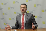 Украина получит кредит МВФ не раньше сен…