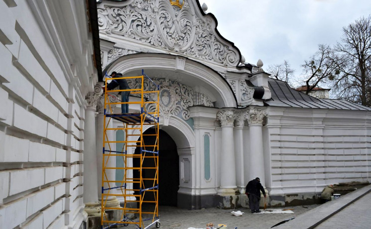 У Києві почали реставрацію в Софійському…