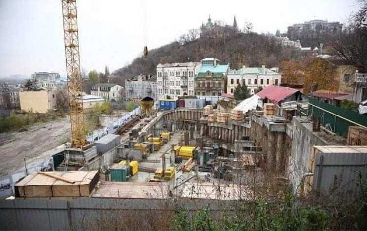 У Києві дозволили будівництво готелю на…
