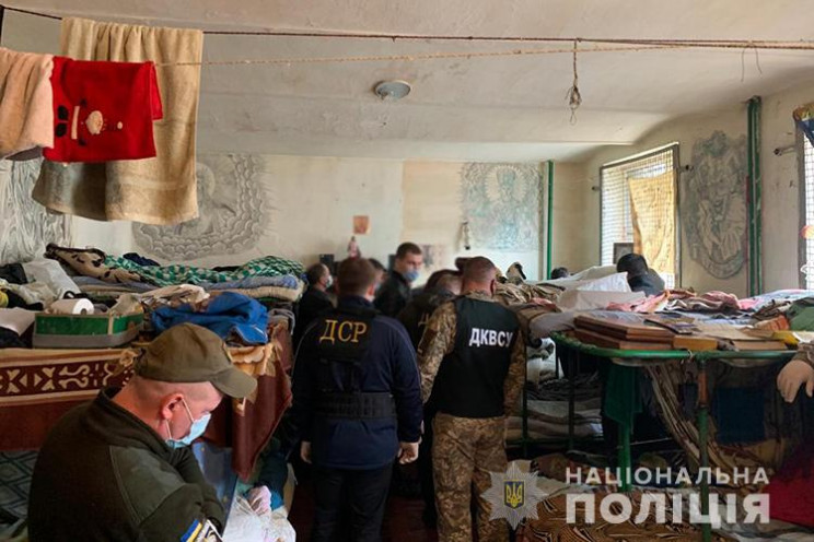 "Авторитет" з Тернопільщини збував нарко…