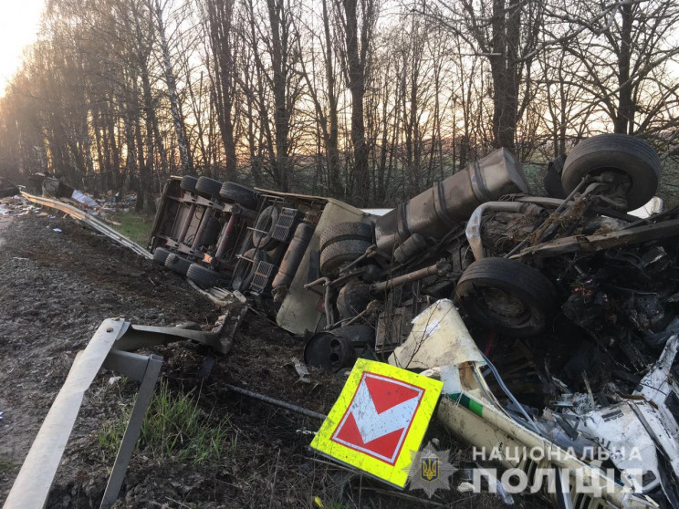 Під час аварії на Вінниччині загинули во…