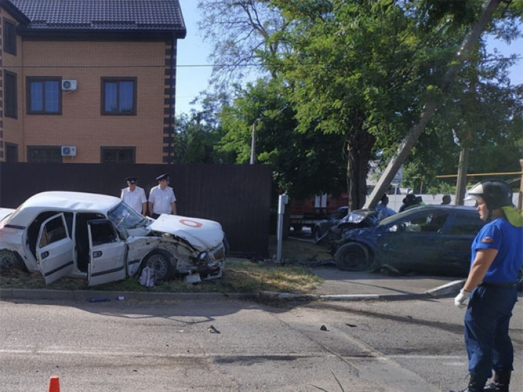 В Єйську двоє людей загинули в ДТП…