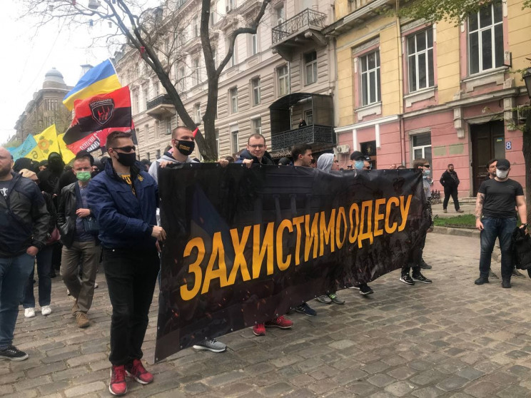 В Одессе проходит Марш защитников города…