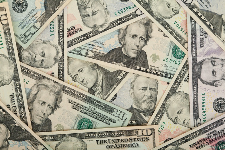 Курс валют на 13 травня: Долар впав до 8…