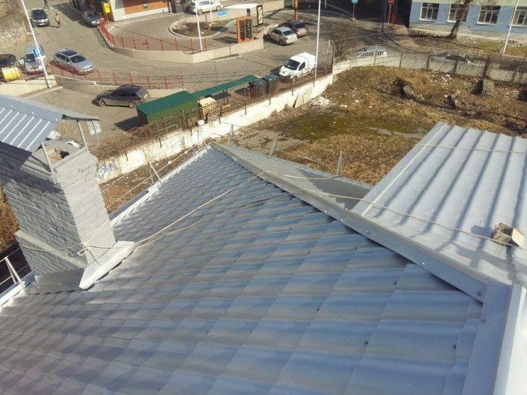 У Вінниці ремонтують дахи багатоповерхів…