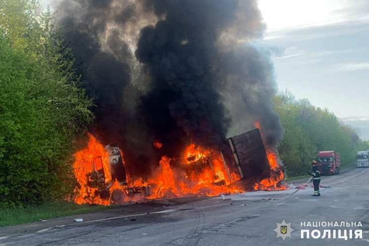 Кількість загиблих в автокатастрофі на Х…