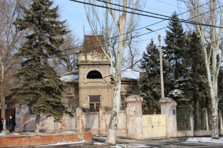 Четыре впечатляющих памятника на грани р…