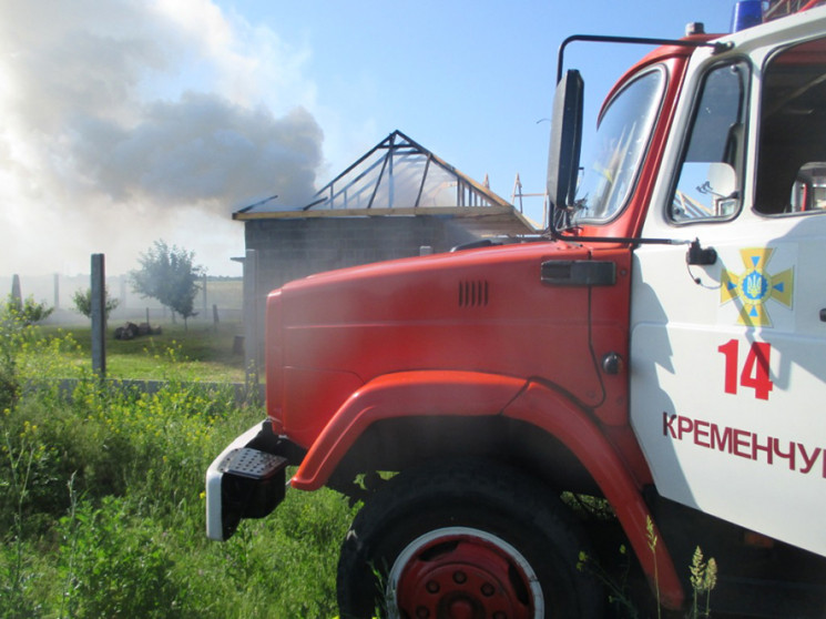 Пожары не утихают: На Полтавщине загорел…