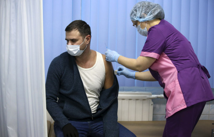 Ще 63 мешканця Херсонської області вакци…