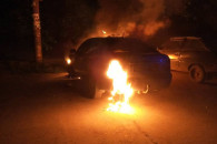 В Запорожье ночью горел автомобиль "Шкод…