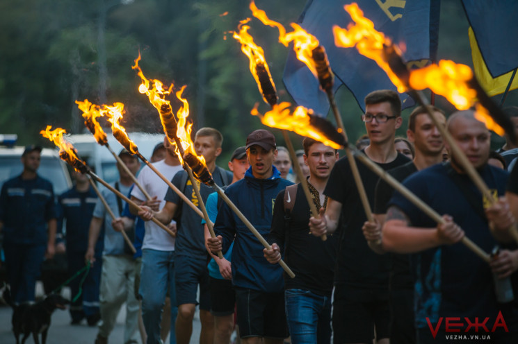 У Вінниці відбулася смолоскипа хода на ч…